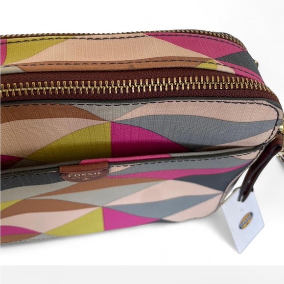 Fossil Geometric Patterned Crossbody Bag - Picture 4 of 6